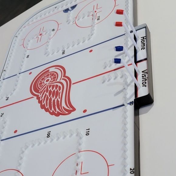Detroit Red Wings Cribbage Board - Picture 3 of 3